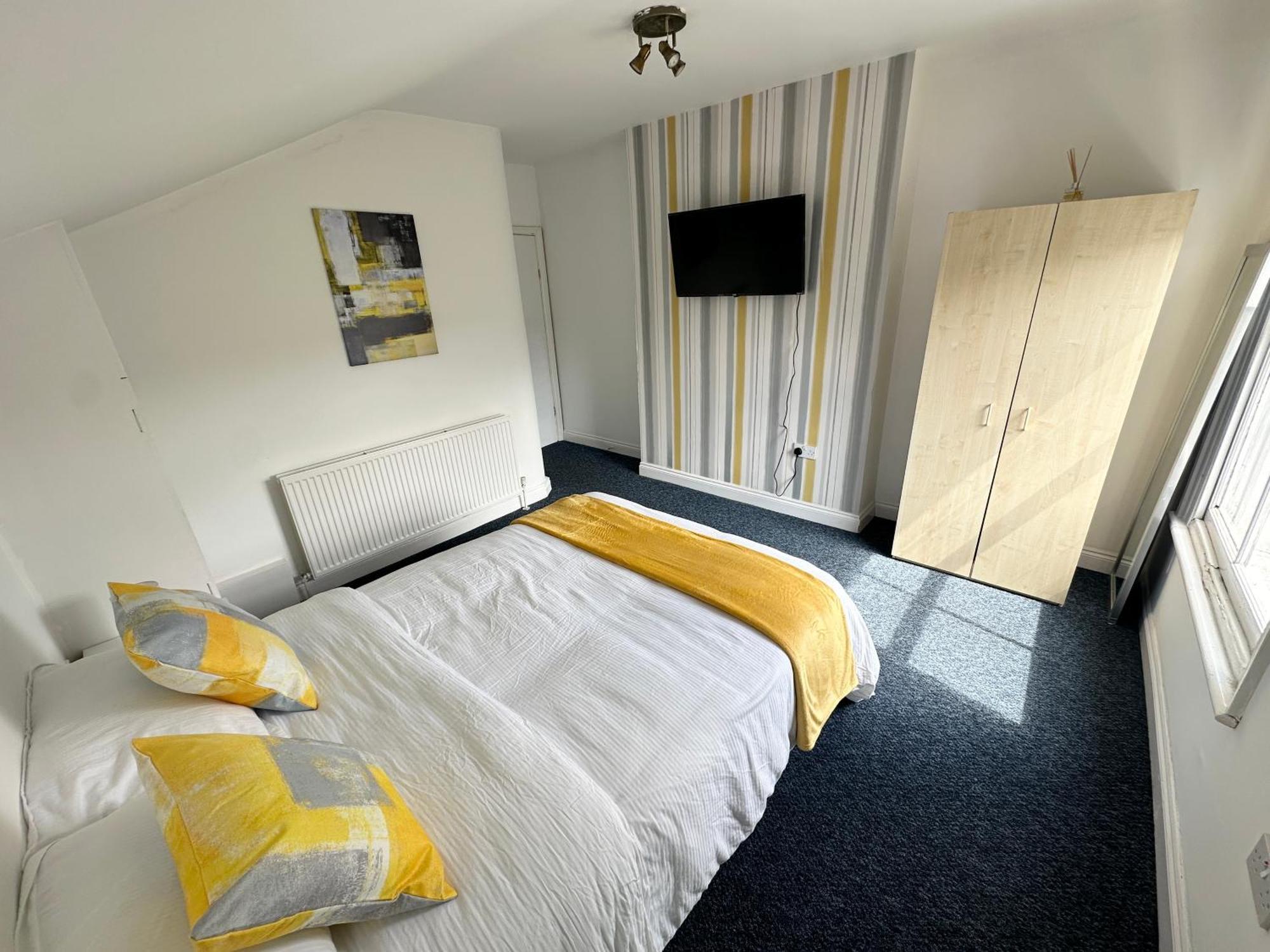 Spacious 2 Bed Flat In Londra Esterno foto